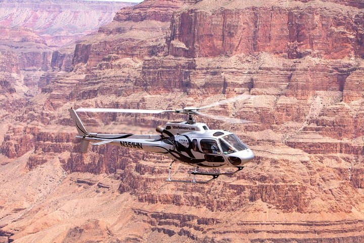 Fly inside the Grand Canyon