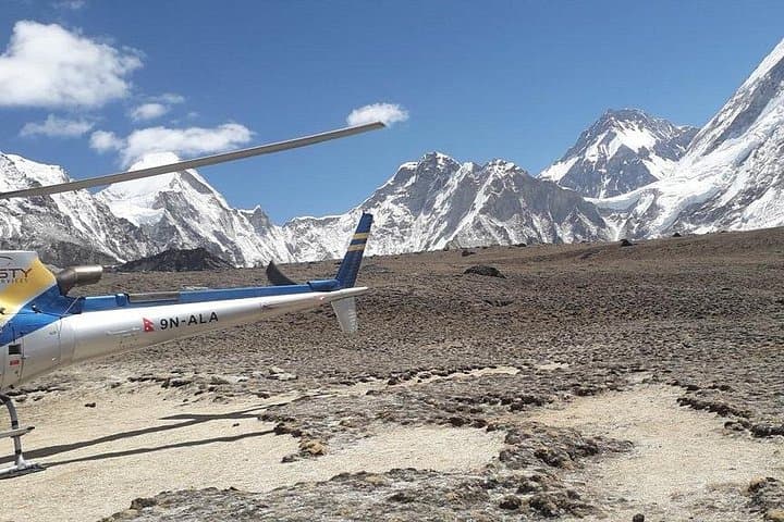 Everest Base Camp Helicopter Tour with landing from Kathmandu