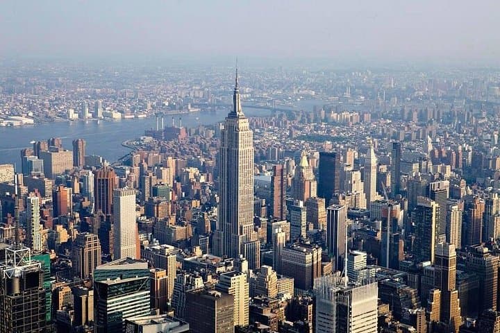 Manhattan Helicopter Sightseeing Tour