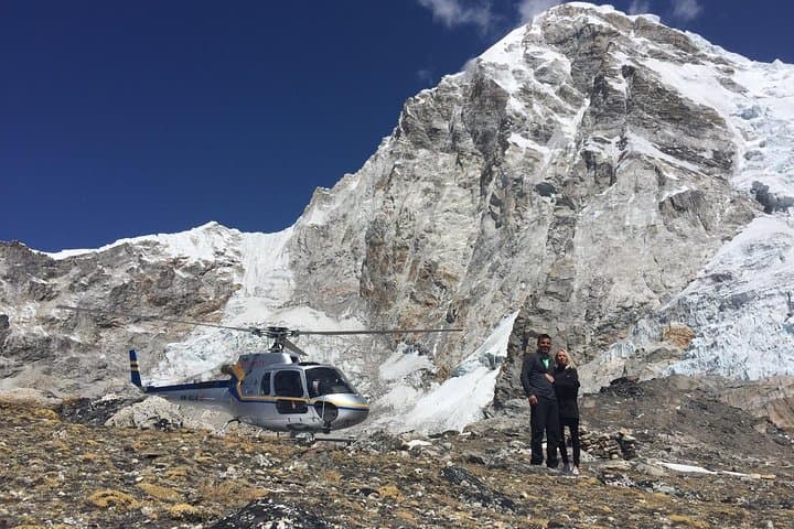 Everest Base Camp Helicopter Tour Stop at Hotel Everest View.