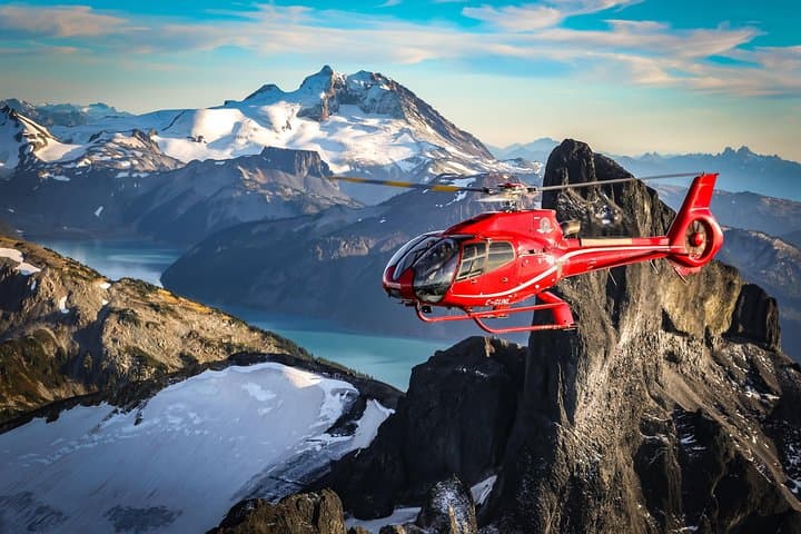 Private Whistler Helicopter Tour + Mountain Landing