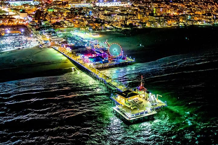 California Coast and Canyons 35-Minute Helicopter Tour
