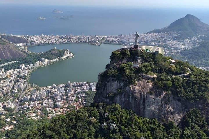 Rio de Janeiro Helicopter Tour - Christ the Redeemer