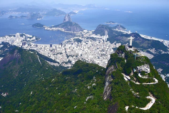 Private 45 min Helicopter Tour in Rio de Janeiro for 3 people