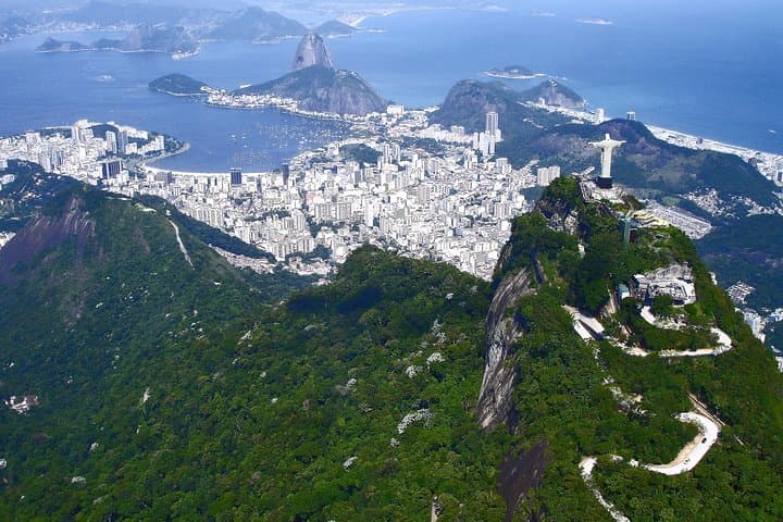 Private 60 min Helicopter Tour in Rio de Janeiro for 3 people