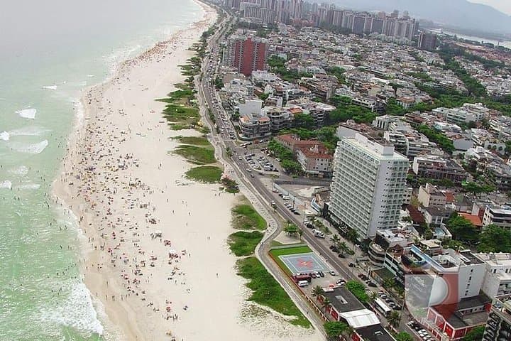 Private 60 min Helicopter Tour in Rio de Janeiro for 3 people