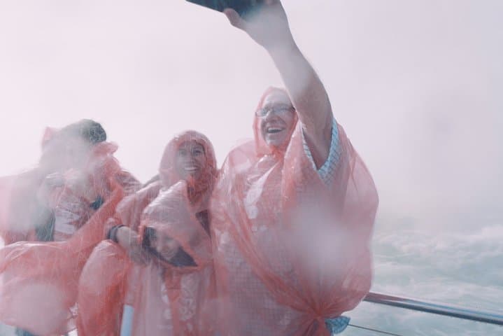 Niagara Falls Canada Tour: Helicopter, Boat Cruise & Journey