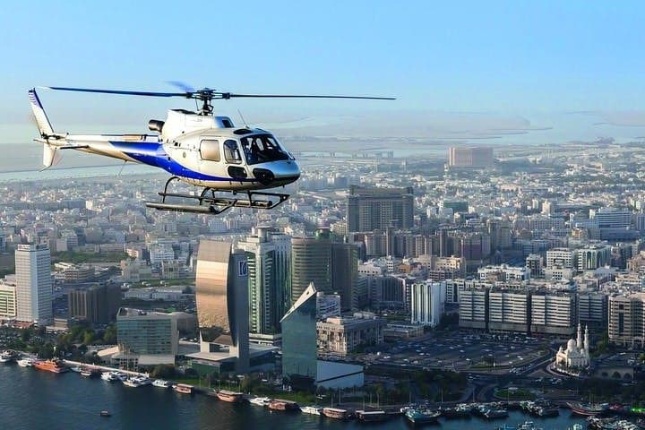 Dubai Helicopter Small-Group Sightseeing Flight with Pickup