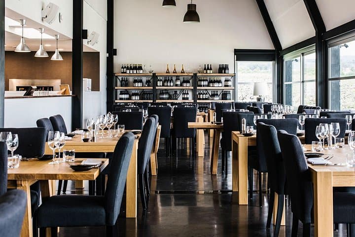 3-Hour Hunter Valley Scenic Helicopter Tour Including 3-Course Lunch from Cessnock