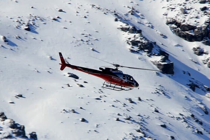 Everest Helicopter Tour with Kalapatthar Landing