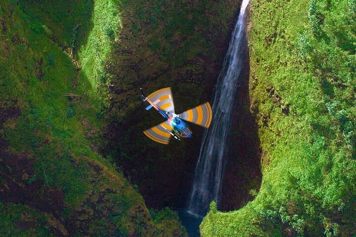 Oahu: 45 Minute Sights Unseen Helicopter Tour - Doors Off or On