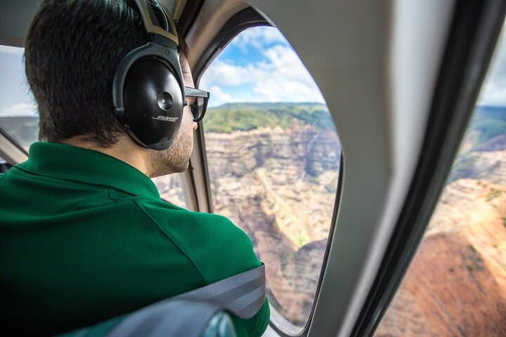 Kauai Deluxe Waterfall Safari: Helicopter Tour