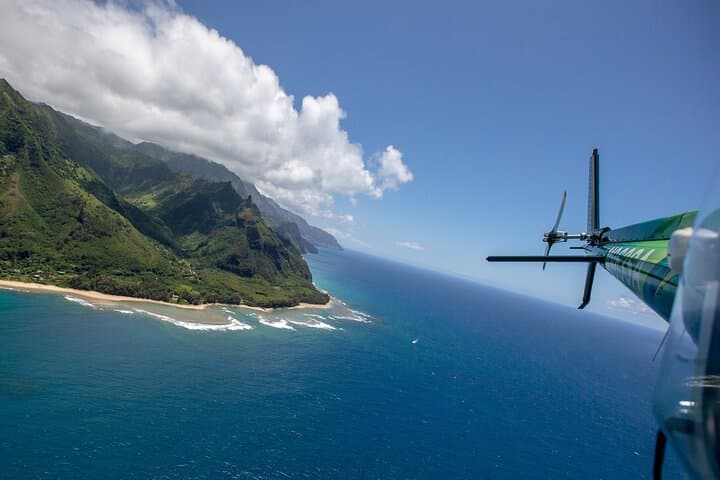 Kauai Deluxe Waterfall Safari: Helicopter Tour