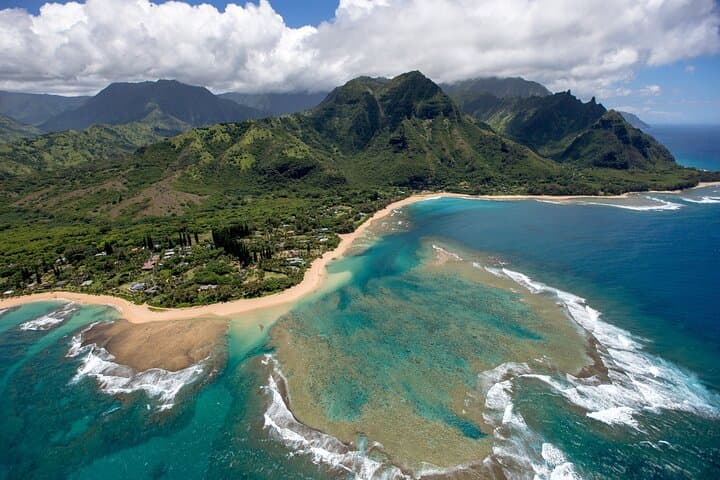 Kauai Deluxe Waterfall Safari: Helicopter Tour
