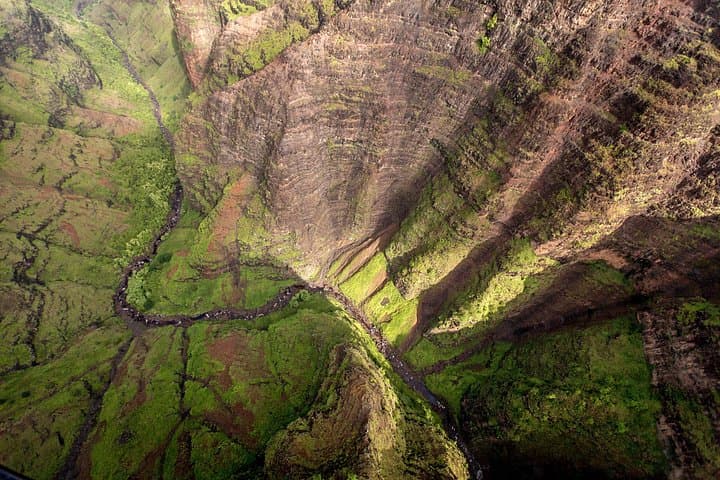 Kauai' Exclusive Helicopter Tour: JURASSIC CANYON LANDING