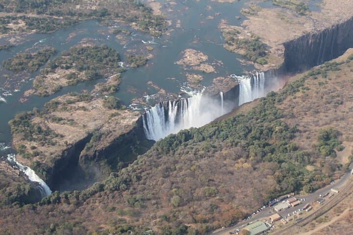 25 minutes scenic helicopter flight above Victoria Falls-Zimbabwe