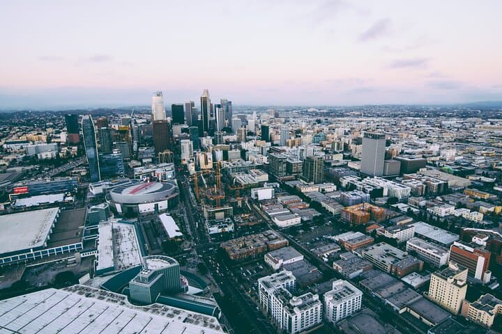 Private Helicopter Tour of Hollywood Sign, Beaches and More