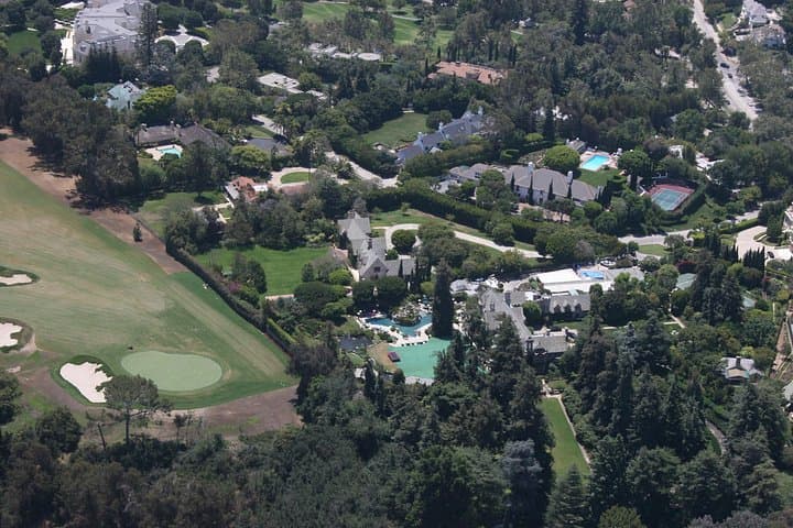 Celebrity's Homes in Beverly Hills 90210