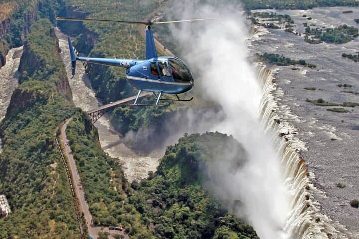 13-15 minutes Private Short Helicopter Flight