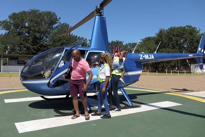 13-15 minutes Private Short Helicopter Flight