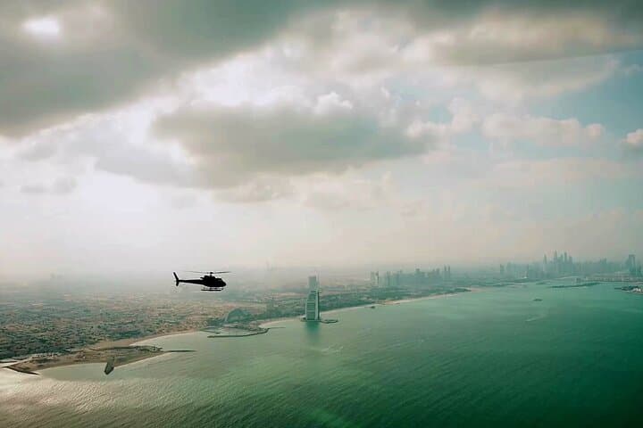 Dubai Helicopter Experience with Sightseeing Options