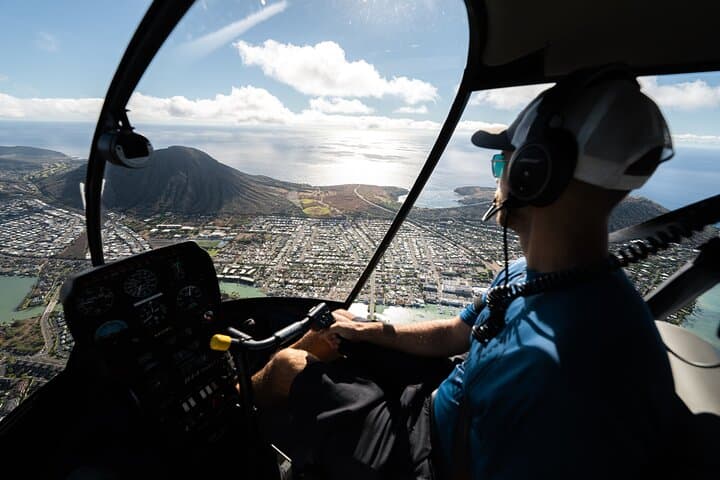30 Minutes Shared Helicopter Tour in Honolulu