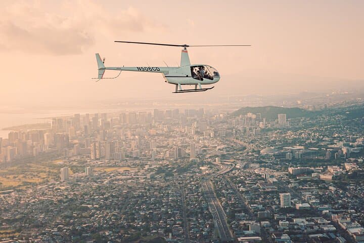 18 Minutes Private Helicopter Tour in Honolulu