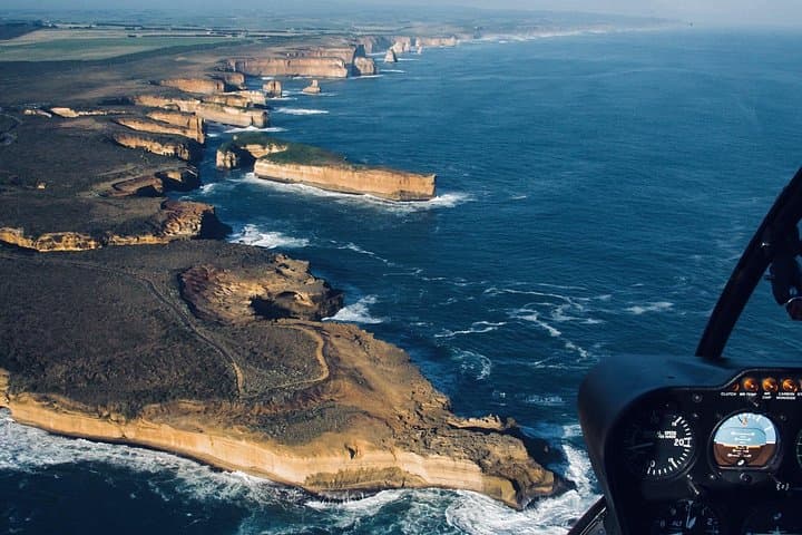 Private VIP Helicopter Ride from Melbourne to the 12 Apostles & Great Ocean Road