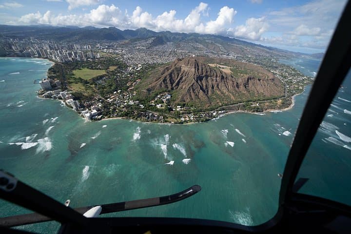 60 Minutes Shared Helicopter Tour in Honolulu