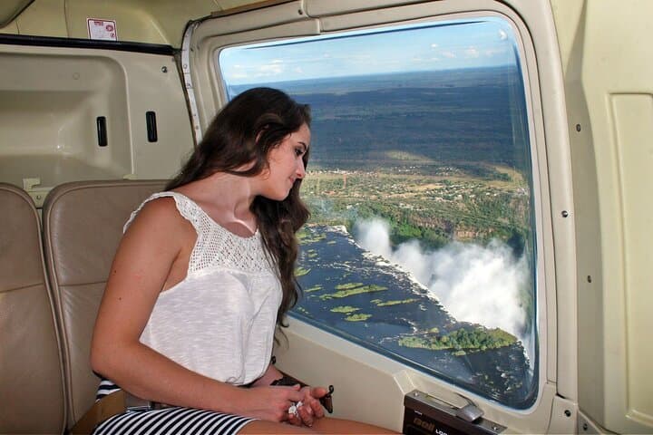 25 minutes scenic helicopter flight above Victoria Falls-Zimbabwe