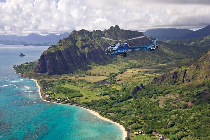 Blue Skies of Oahu Helicopter Tour