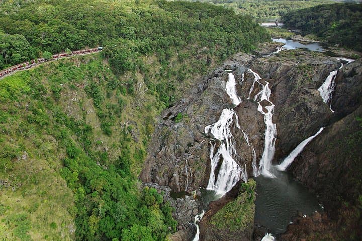 60 minute Reef and Rainforest Scenic Flight