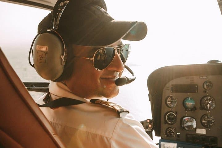 17 Minute Helicopter Ride in Dubai with optional Transfers