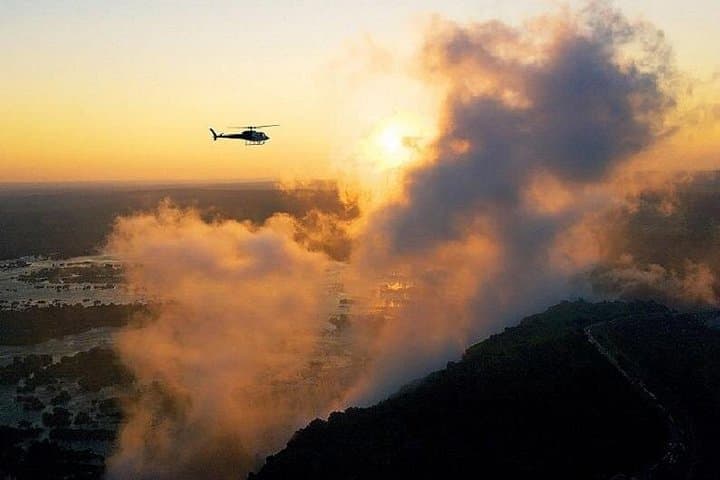 15 Minutes Helicopter Flight in Victoria Falls (Zimbabwean side)