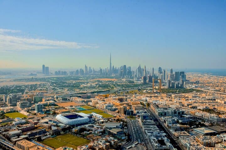 Exclusive 1 Hour Helicopter Flight Over Dubai up to 6 persons