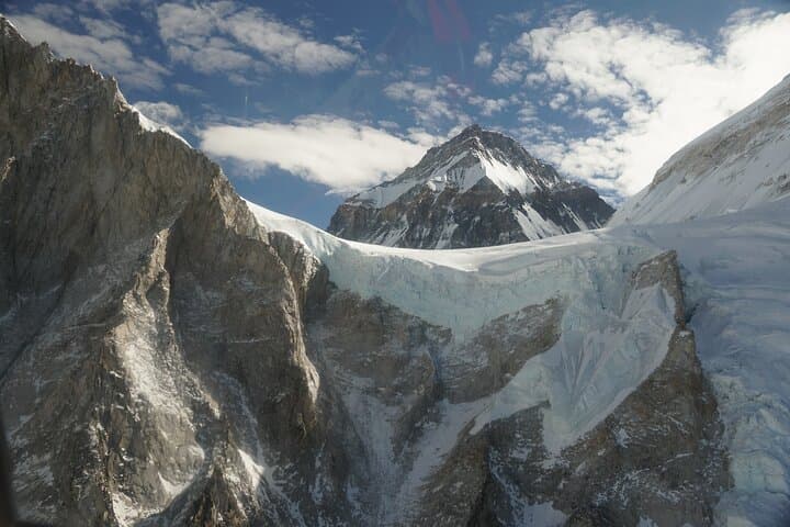 Everest Base Camp Helicopter Tour