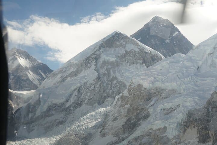 Everest Base Camp by Helicopter from Kathmandu- Join a group