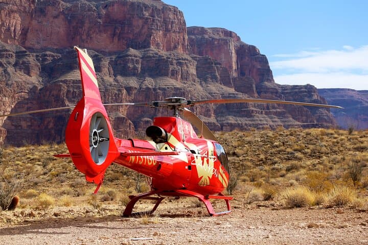 Grand Celebration Helicopter Tour with Black Canyon Rafting