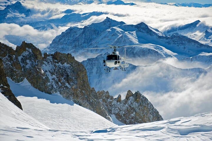 Everest heli tour