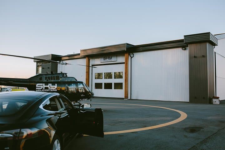 BC Backcountry Helicopter Tours (Depart SKY Hangar)