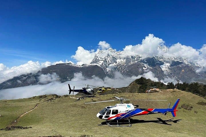 Helicopter at Hotel Everest View