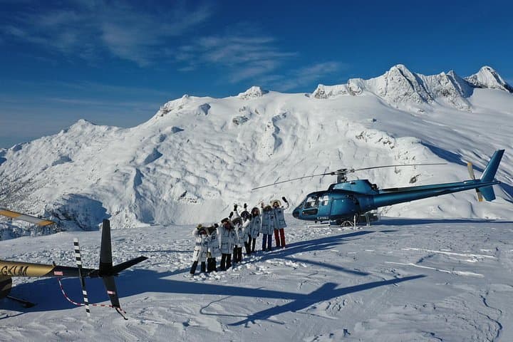 The Sea to Sky Helicopter Sightseeing Tour