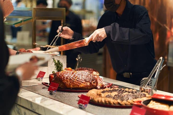 https://media-cdn.tripadvisor.com/media/attractions-splice-spp-720x480/15/c1/6f/1d.jpg