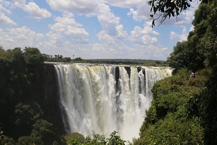 Victoria Falls Private Tour with Lunch and Helicopter Flight