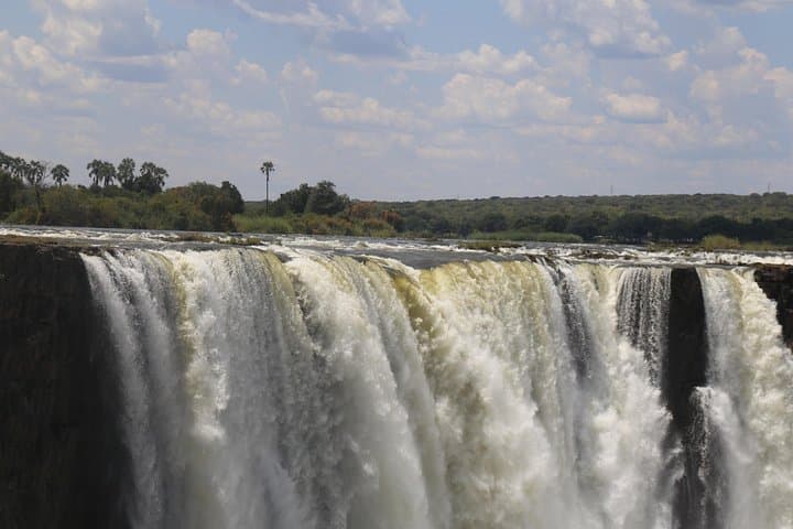 Victoria Falls Private Tour with Lunch and Helicopter Flight