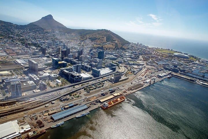 Cape Town City Center Helicopter Tour with Champagne