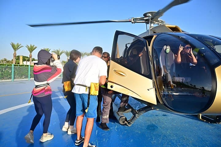Dubai Helicopter Tour & Buffet Dinner @ Gastronomy Royal Atlantis