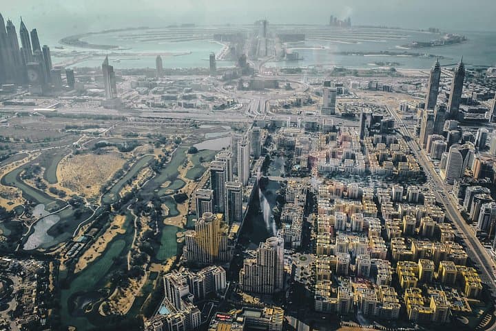 Exclusive 1 Hour Helicopter Flight Over Dubai up to 6 persons