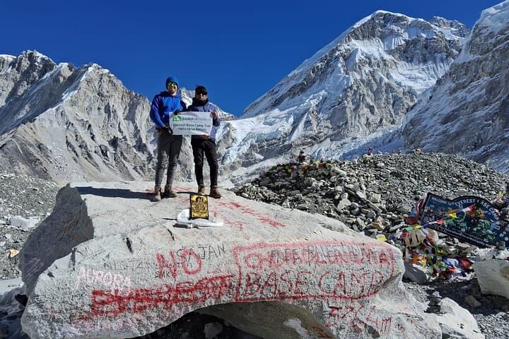 Everest Base Camp Trek with Helicopter Flight Back