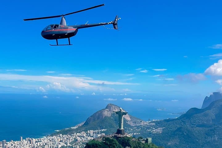 Rio : Helicopter tour at Christ the Redeemer - 30 minutes